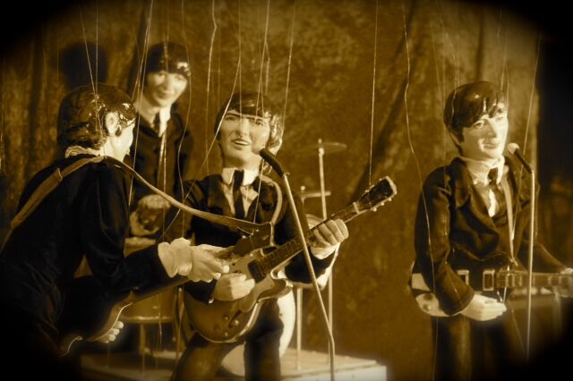 The Puppet Company – Burattino Da Dito A Forma Di Cavalletta Per Bambini
